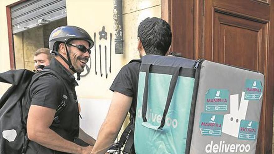 El primer varapalo para Deliveroo llega en un macrojuicio en Madrid