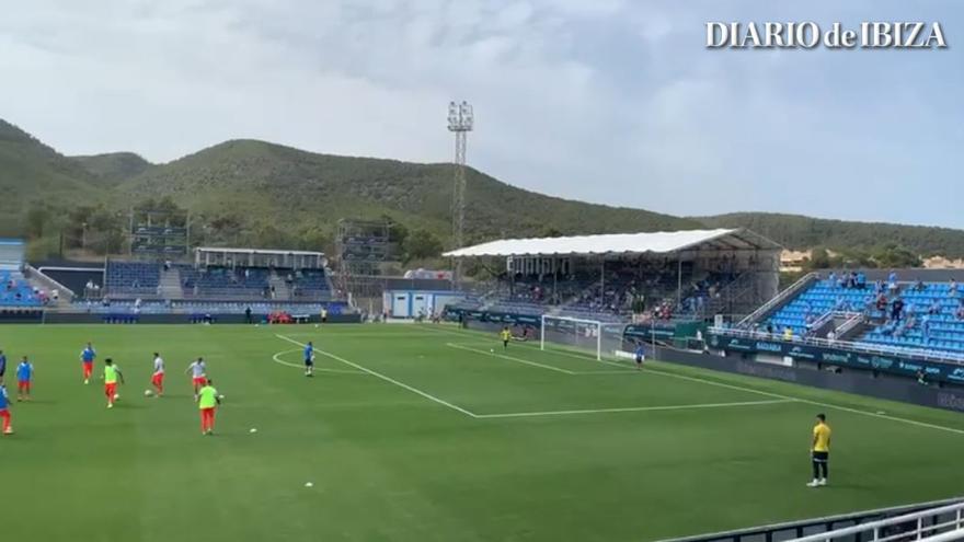 Partido entre la UD Ibiza - Málaga en el nuevo estadio Can Misses