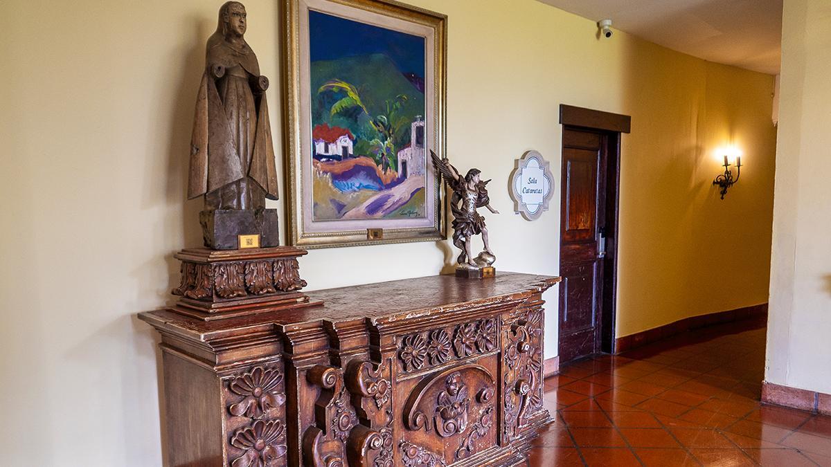 Las habitaciones prolongan la atmósfera tranquila y acogedora del hotel.