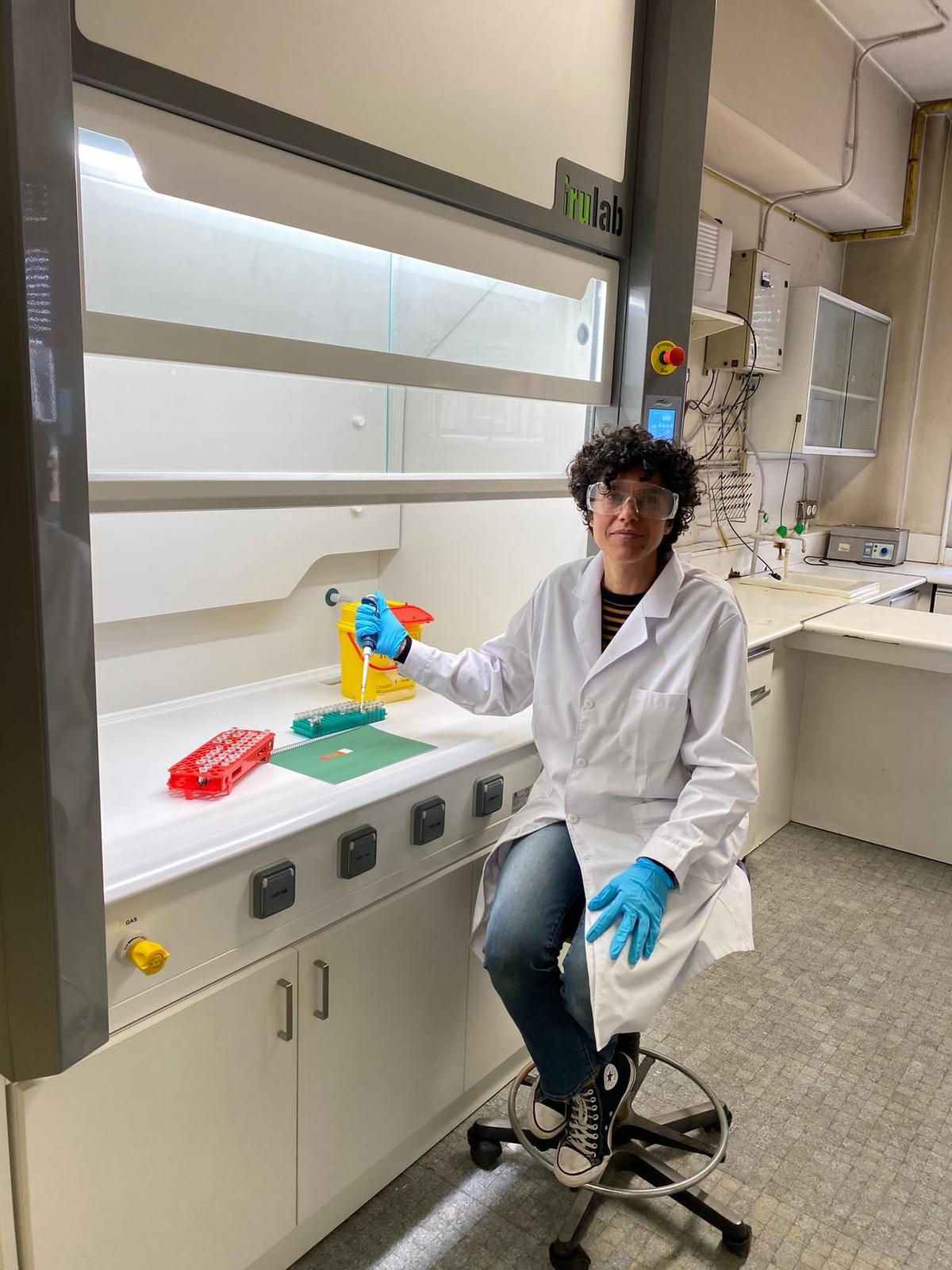 Lourdes López, en el laboratorio.