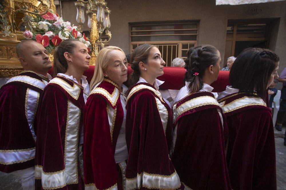 Algemesí celebra su procesión declarada Patrimonio de la Humanidad.