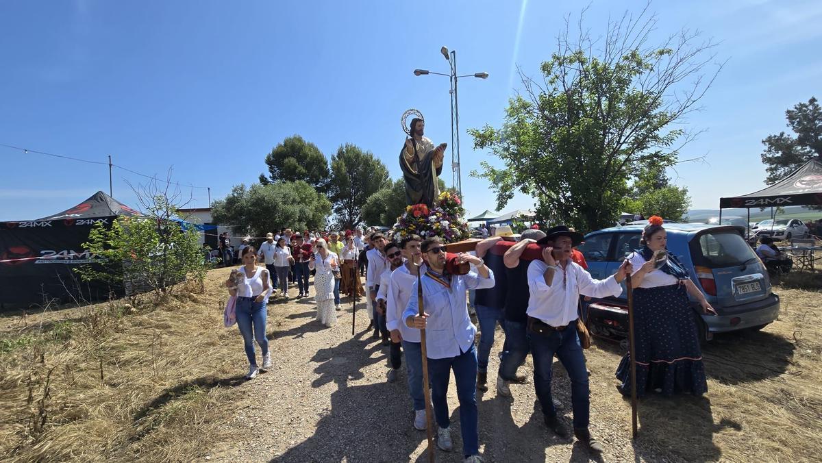 Pedro Abad vive su gran día de romería en honor a Santiago el Menor