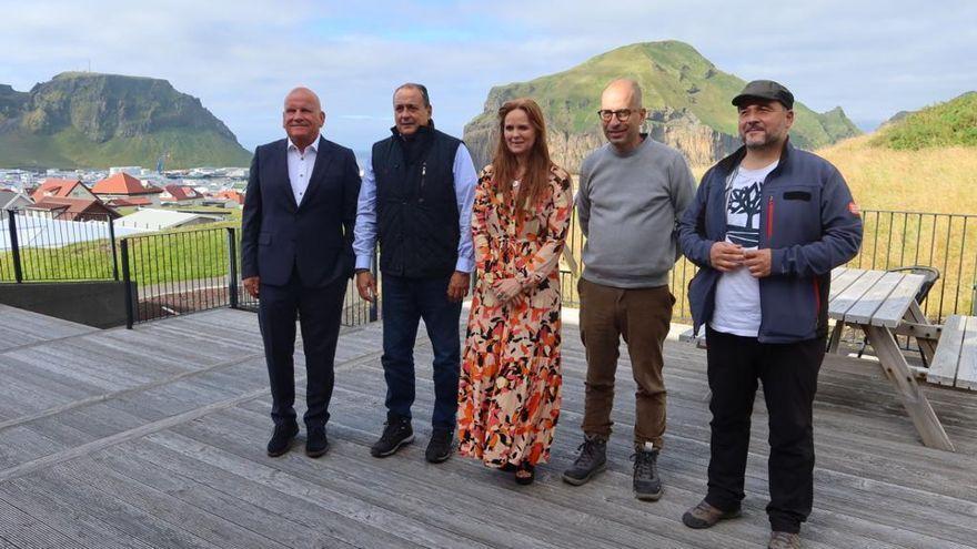 Canarias analiza el proceso de reconstrucción tras la erupción de 1973 en Islandia