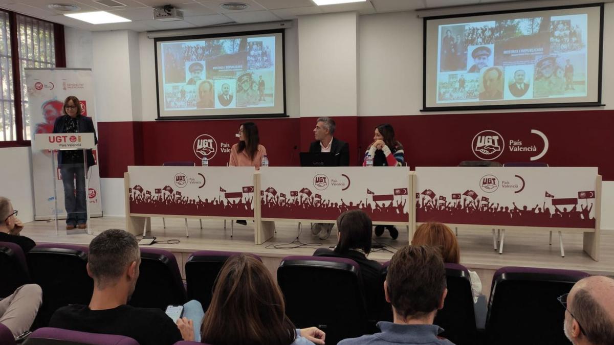 El foro organizado por UGT reivindicó la memoria histórica frente a la ultraderecha. | LEVANTE-EMV