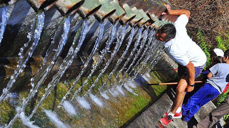 Los municipios del Noroeste pierden entre el 32 y el 65% de agua en sus redes