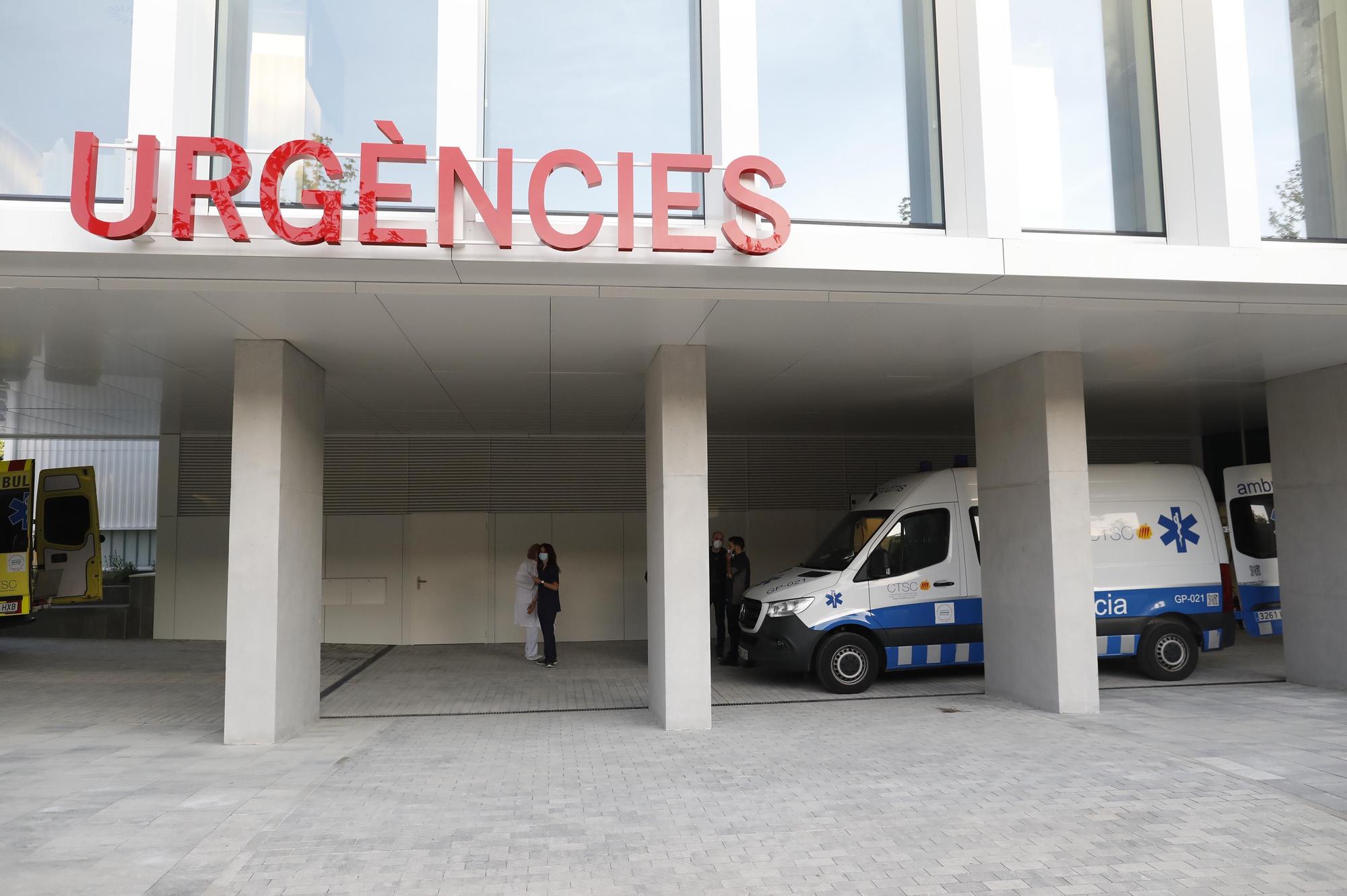 Així ha estat el trasllat dels pacients a la nova Clínica Girona