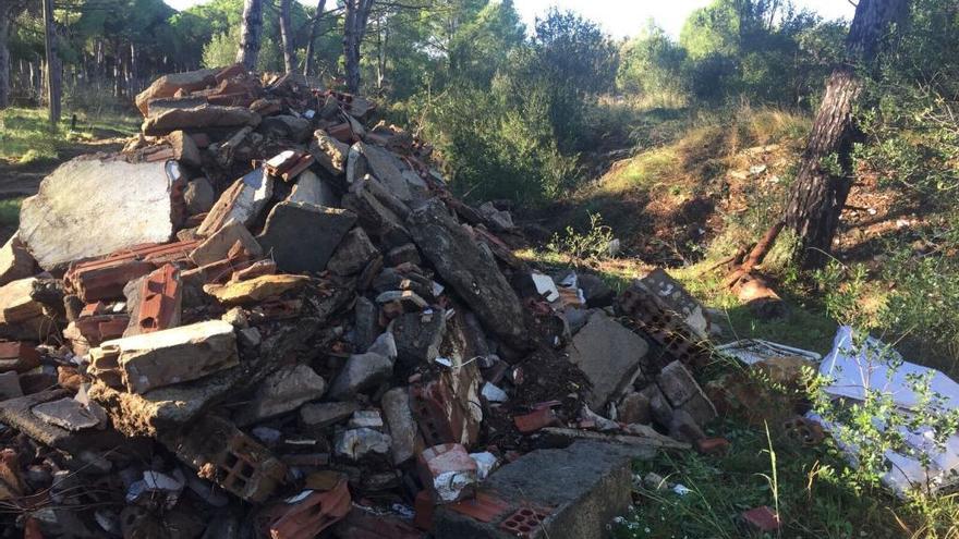 Restauraren l&#039;abocador de Can Català situat entre l&#039;Escala i Torroella de Montgrí