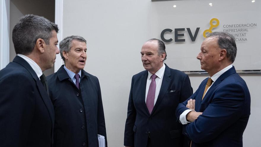 Feijóo, tras el relevo de Pallete en Telefónica: “Hay que activar la alerta antidemocrática. Este Gobierno va a por todo”