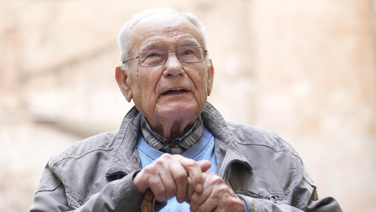Joan Busquets Verges és, a sus 97 años, el último maqui catalán que queda vivo