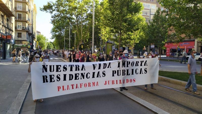 Manifestación en contra del hospital privado