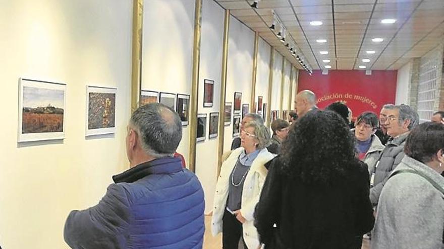 Teresa y María Gloria Salvador descubren rincones singulares