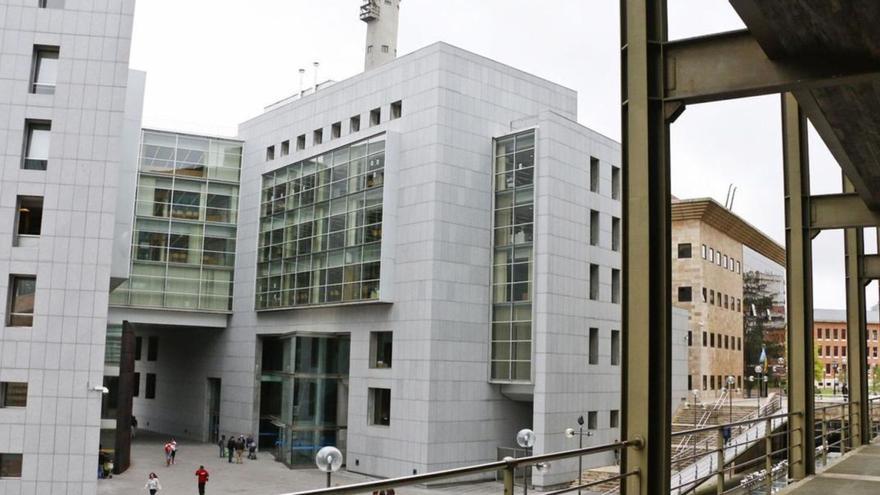 El TSJA vuelve a la carga contra el Principado: exige &quot;impulso inversor&quot; para unificar las ocho sedes judiciales &quot;de forma inmediata&quot;