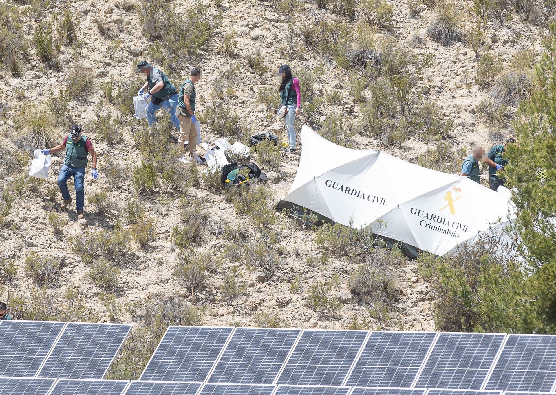 La Guardia Civil investiga la aparición de dos cuerpos en Xixona