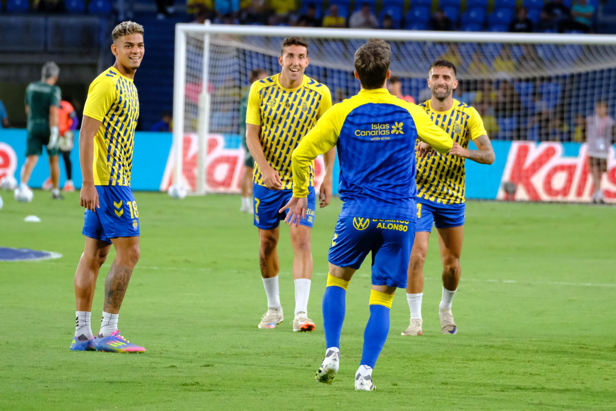 UD Las Palmas- Cádiz | 05/10/2025  | 05/10/2025 | Fotógrafo: José Carlos Guerra
