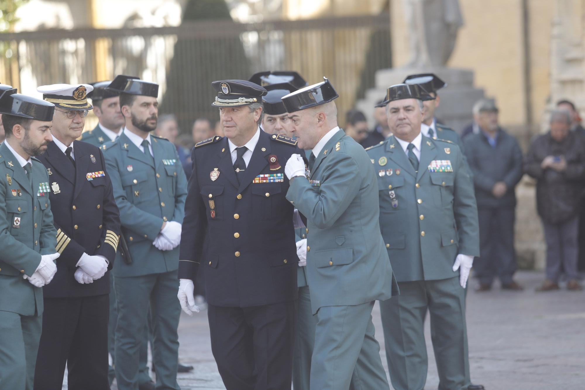 En imágenes: funeral en la catedral de Oviedo del guardia civil que evitó una masacre ciclista en Pravia