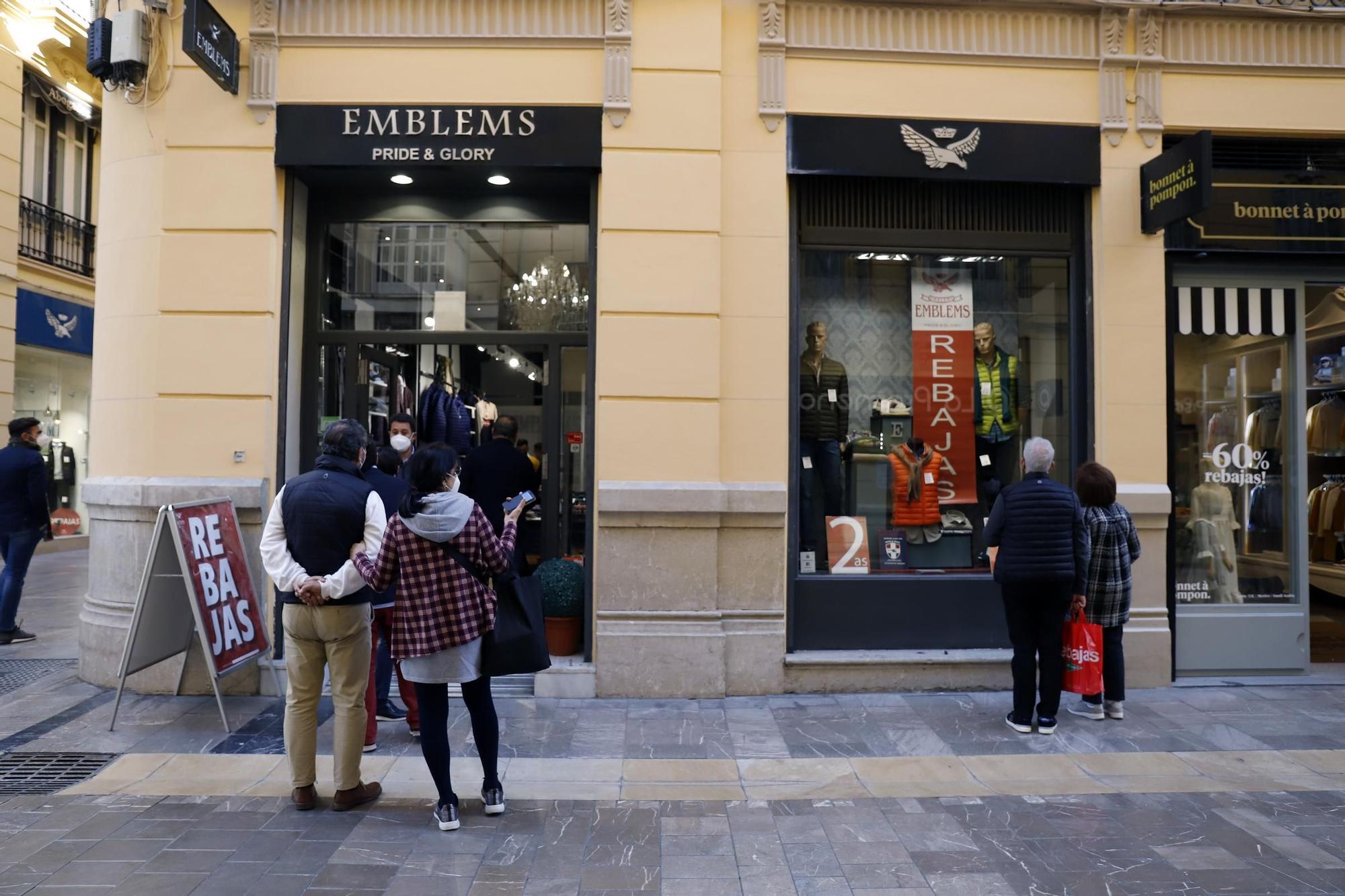 Vuelve la actividad comercial a Málaga capital