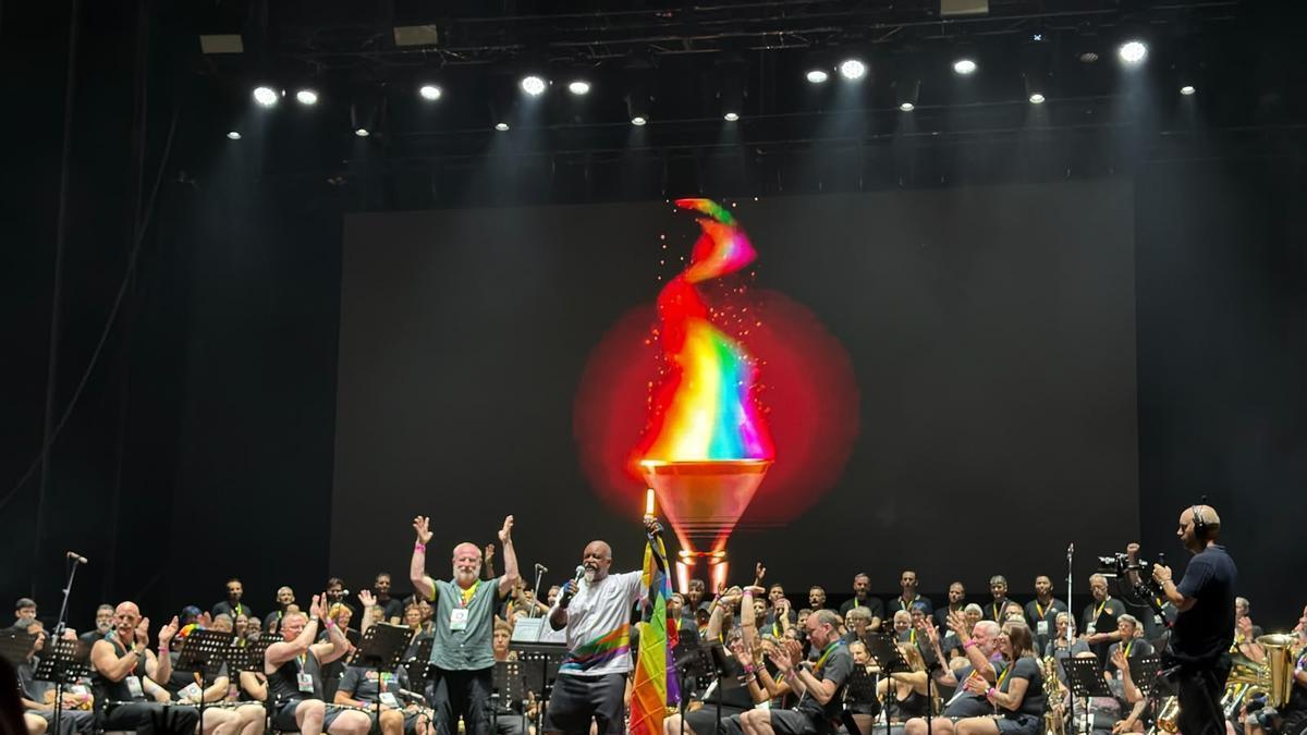 Encendido de la llama de los Gay Games en València