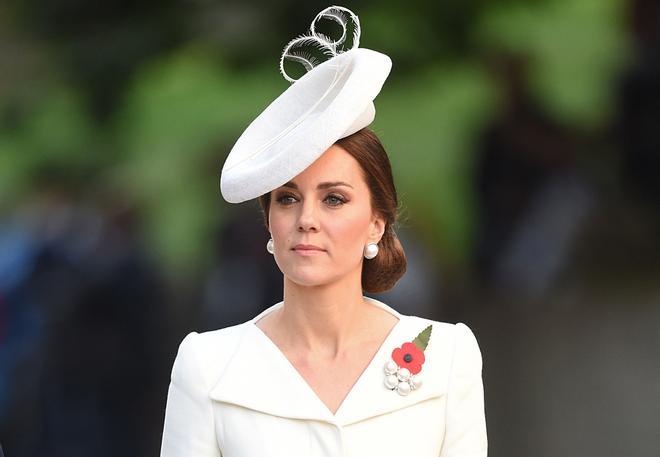 Kate Middleton, de blanco impoluto