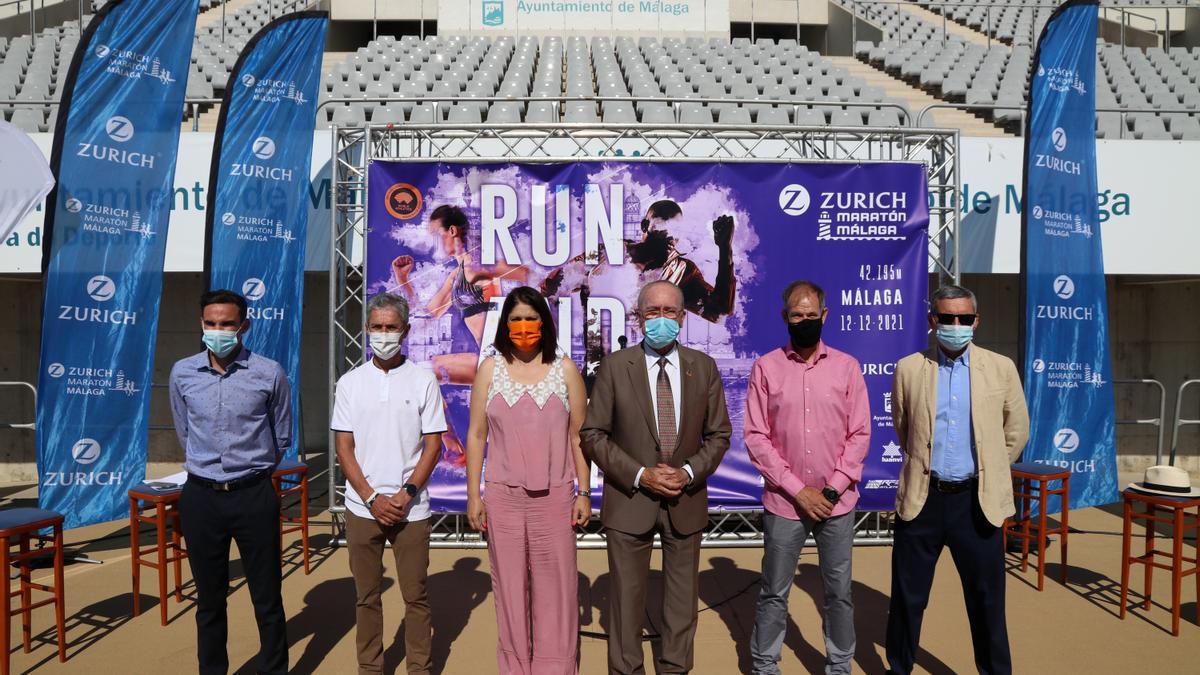 Francisco de la Torre, Noelia Losada, Pablo López-Barajas, Martín Fiz y Abel Antón presentan el Zurich Maratón de Málaga