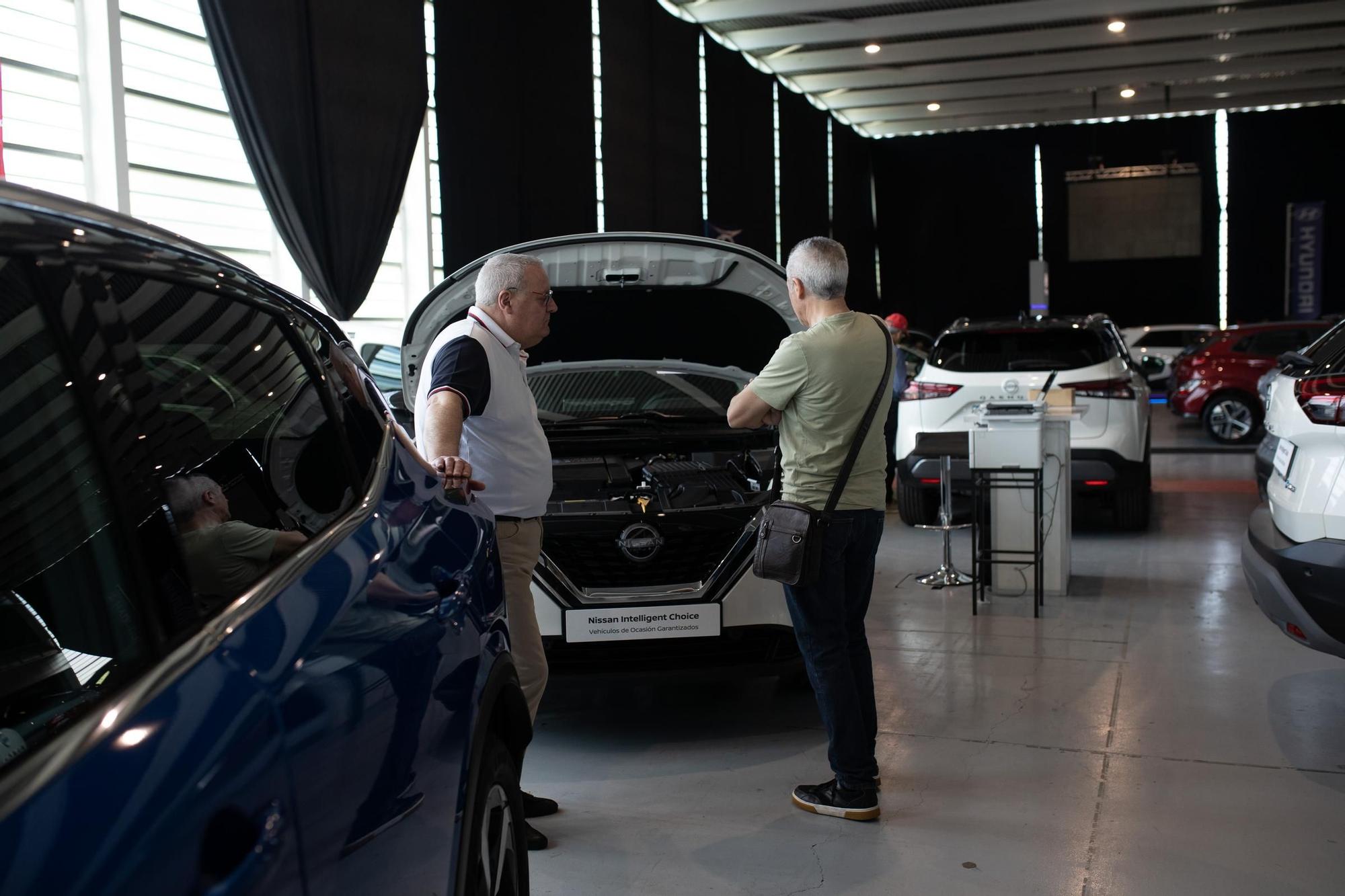 Feria del automóvil o feria del coche en Ifeza