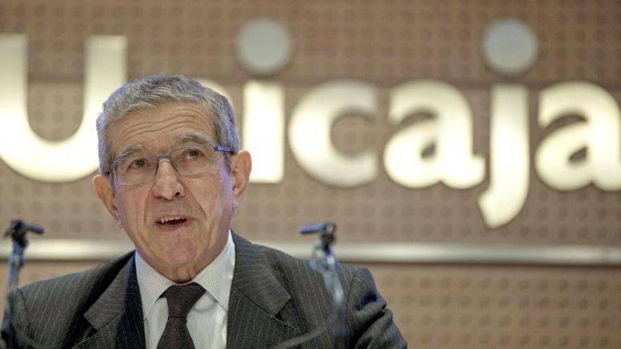 La jueza de los ERE imputa al presidente de Unicaja, la principal caja de ahorros andaluza