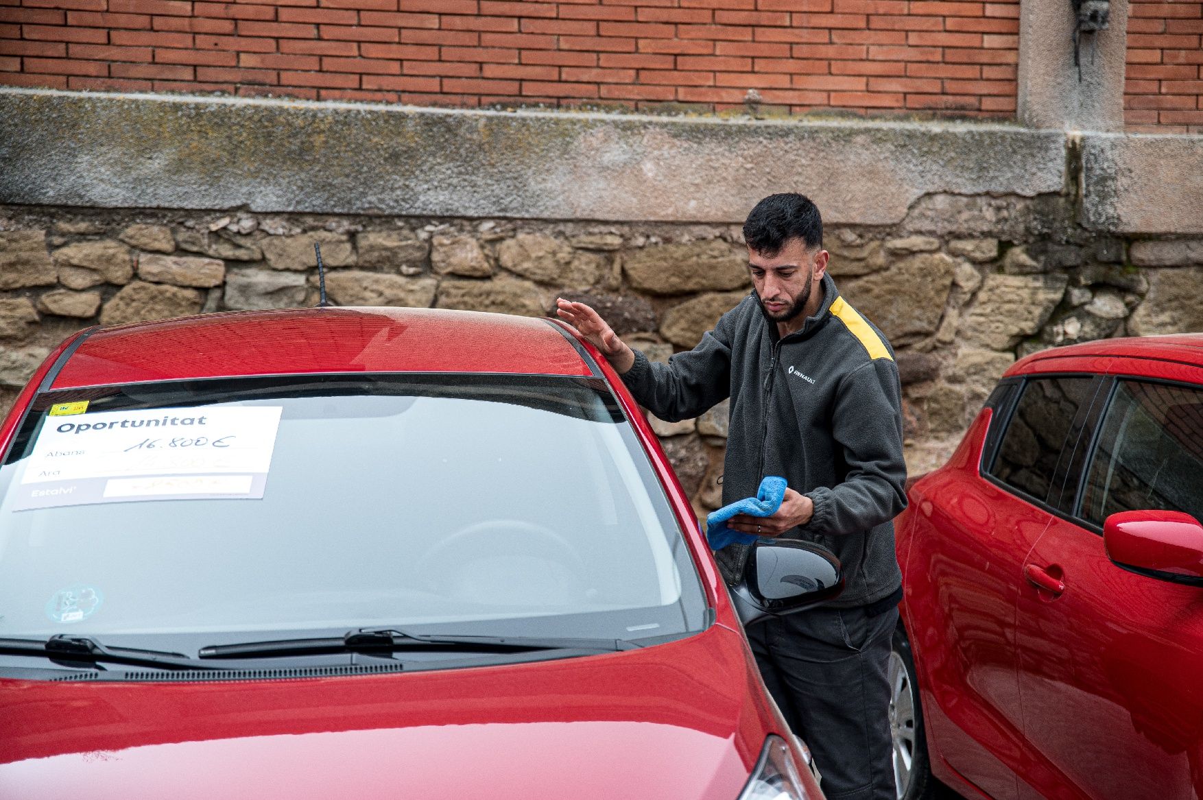 La 63e Fira d'Artés omple el poble de gent, cotxes i tractors