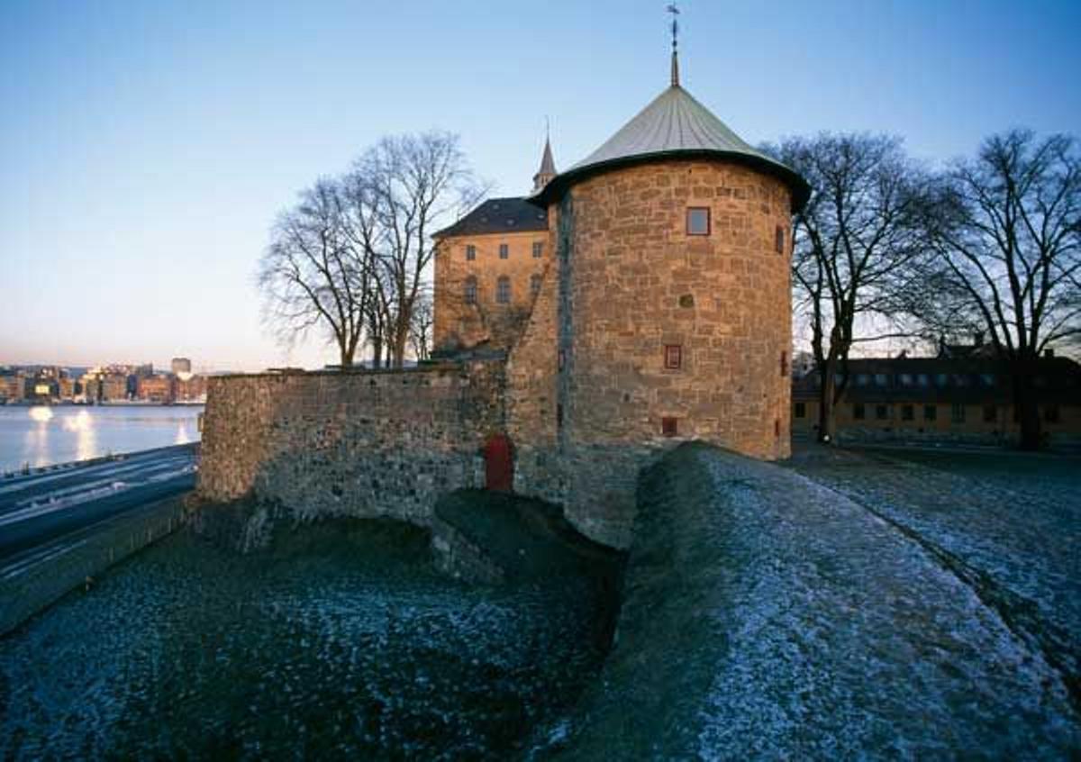 Fortaleza Akershus al atardecer