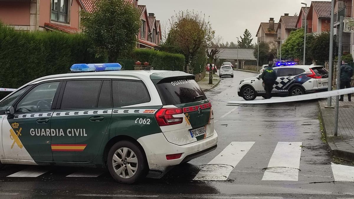 Alarma en la urbanización teense de Augas Mansas por un vecino atrincherado en casa