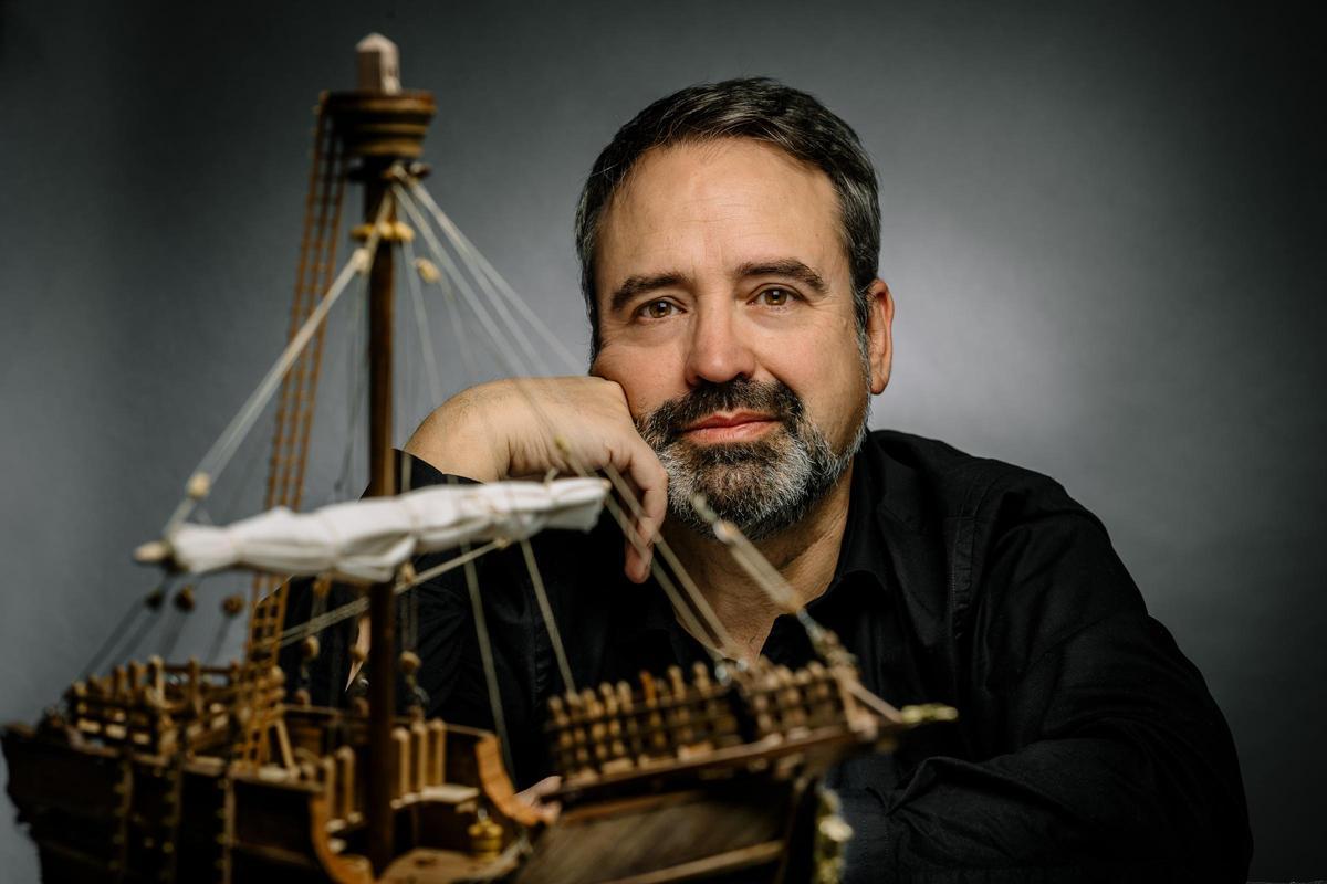 JUAN FRANCISCO FERRÁNDIZ ESCRITOR COCENTAINA (ALICANTE) | "La heredera del mar", el grito de las mujeres silenciadas durante la Edad Media - Información