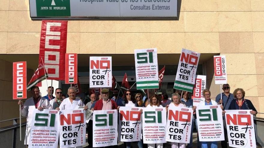 CCOO protesta por la falta de cobertura de bajas, permisos y vacantes en el hospital de Pozoblanco