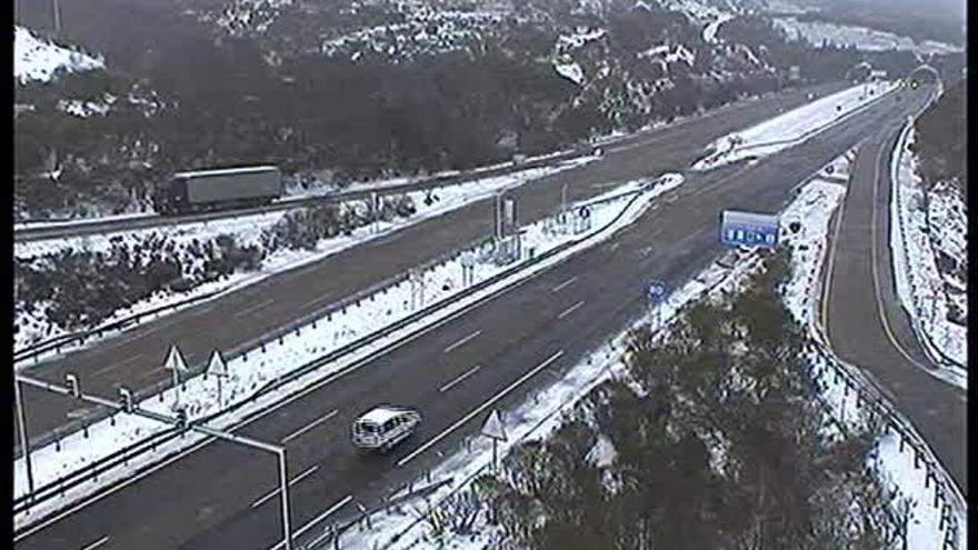 Imagen tomada esta mañana por las cámaras de tráfico en la A-52, en Padornelo