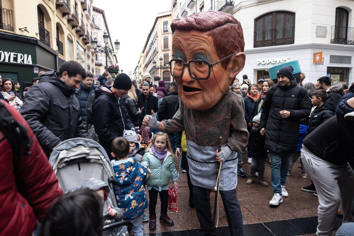 En imágenes | Los zaragozanos salen a la calle para disfrutar de San Valero En imágenes | Los zaragozanos salen a la calle para disfrutar de San Valero