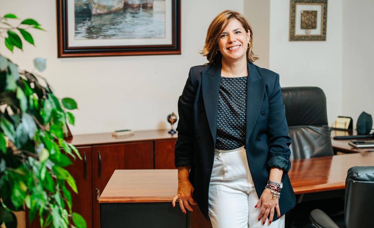 Gloria Oramas Reyes, Decana del Ilustre Colegio de Procuradores de Santa Cruz de Tenerife.