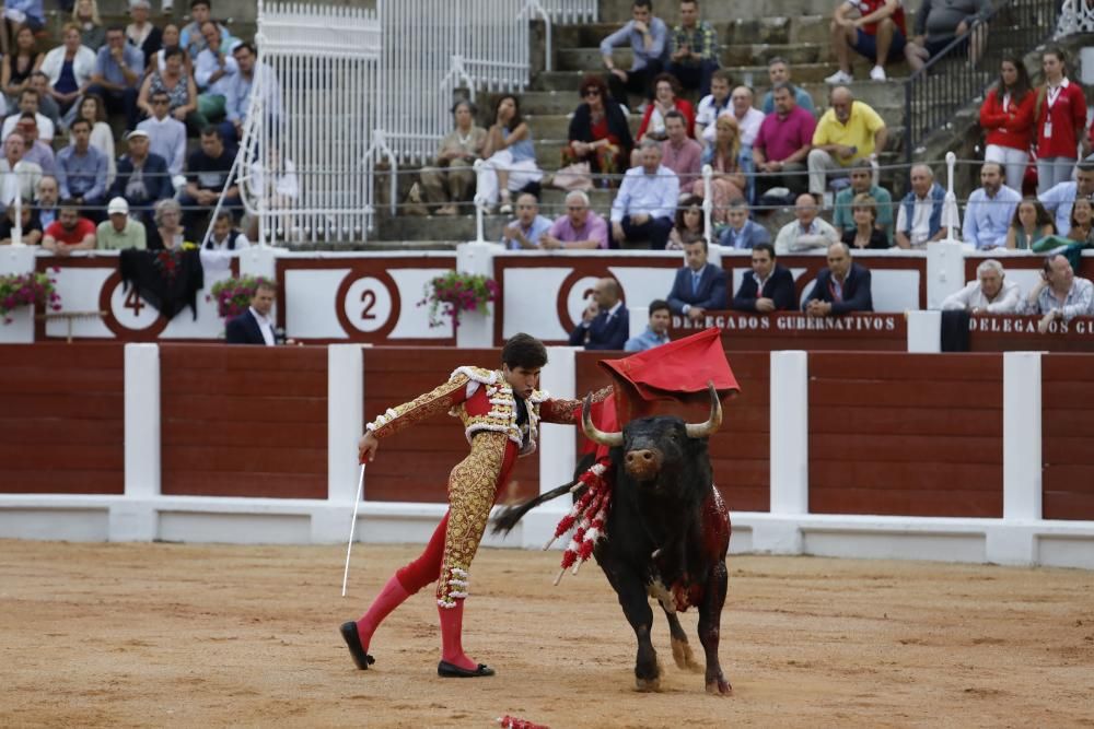 Segunda corrida de toros en El Bibio