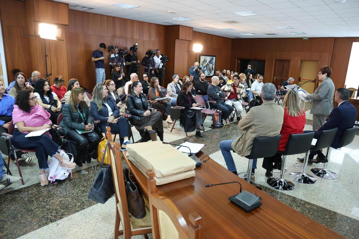 Asistentes, este martes, al Cabildo de Lanzarote, a la rueda de prensa sobre la valoración de la discapacidad
