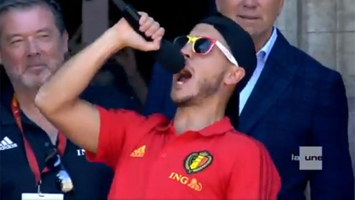 Hazard se desfasa en el homenaje de Bélgica a sus jugadores