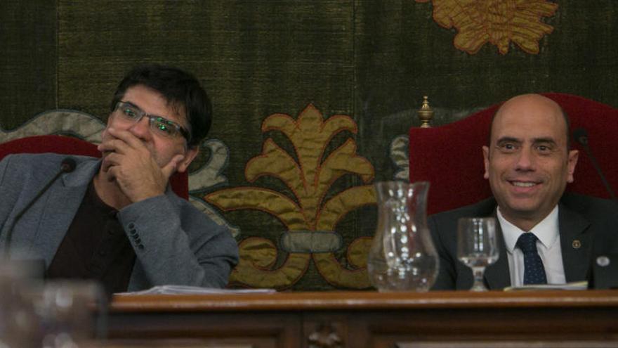 Pavon y Echávarri, en un reciente pleno en el Ayuntamiento