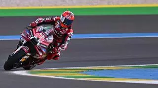 Márquez regresa con fuerza de su caída y roza el récord