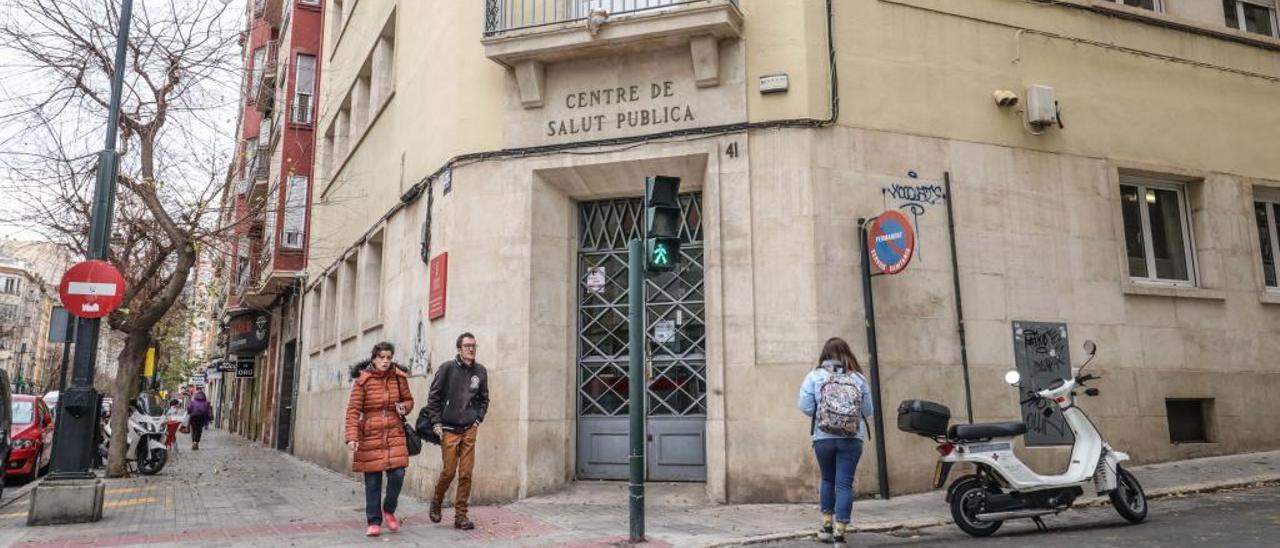 Los laboratorios han estado funcionando hasta el momento en el centro de Salud Pública situado en la Alameda Camilo Sesto.