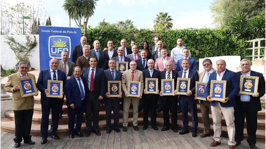 La UFP homenajea a policía jubilados