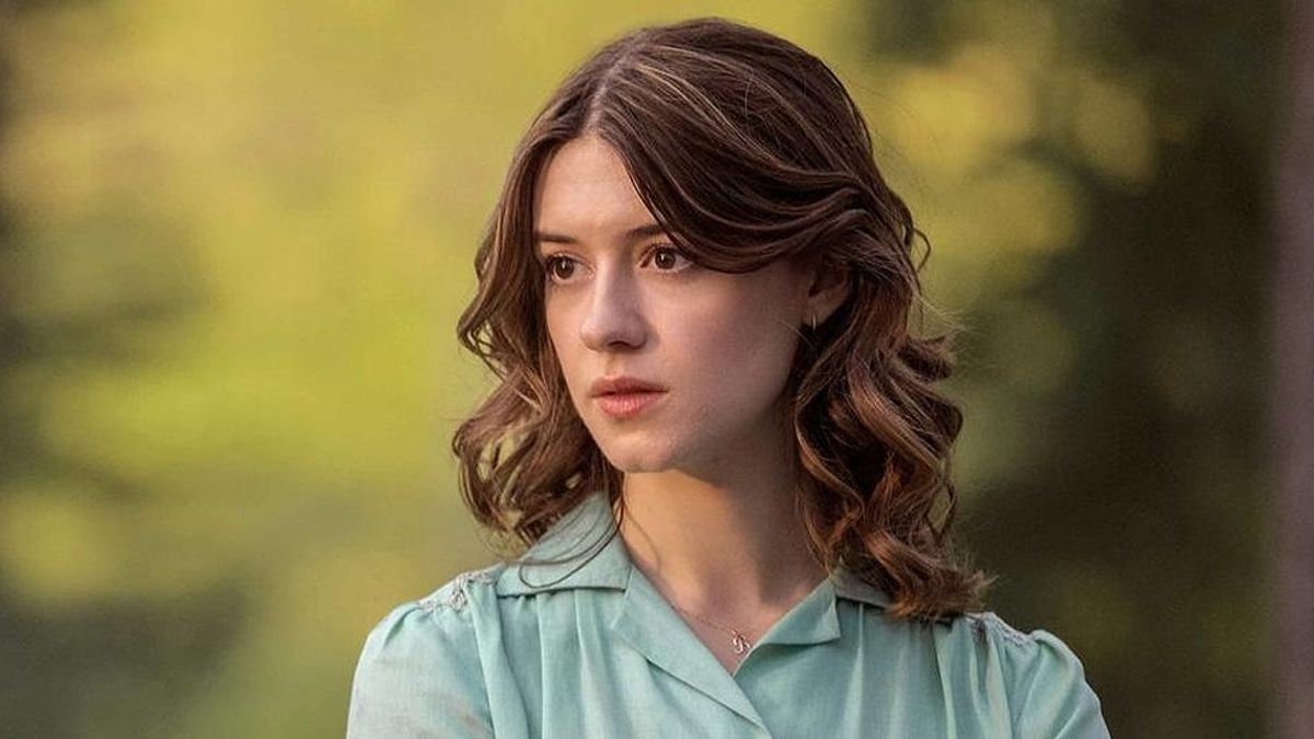 Daisy Edgar-Jones.