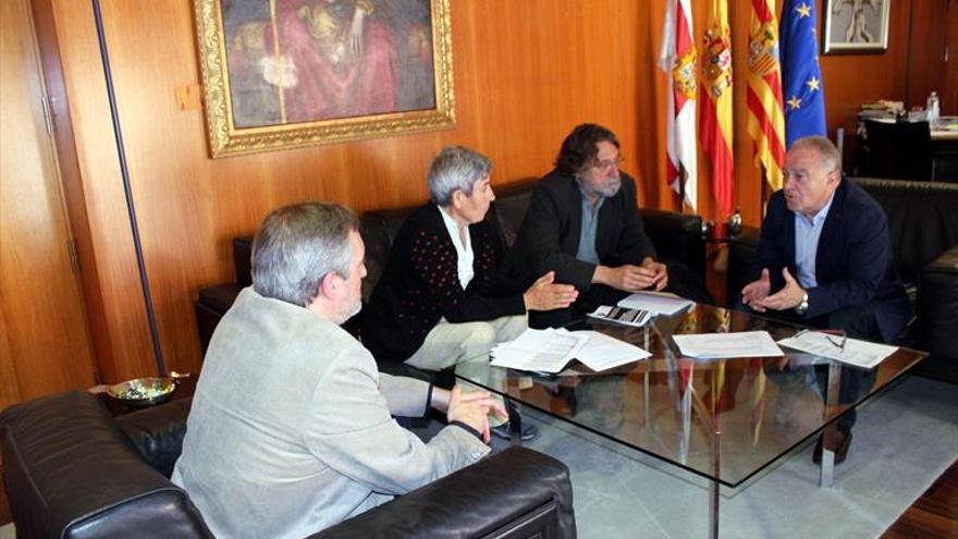 La red de agua pública extiende  al Alto Aragón la campaña del ICA