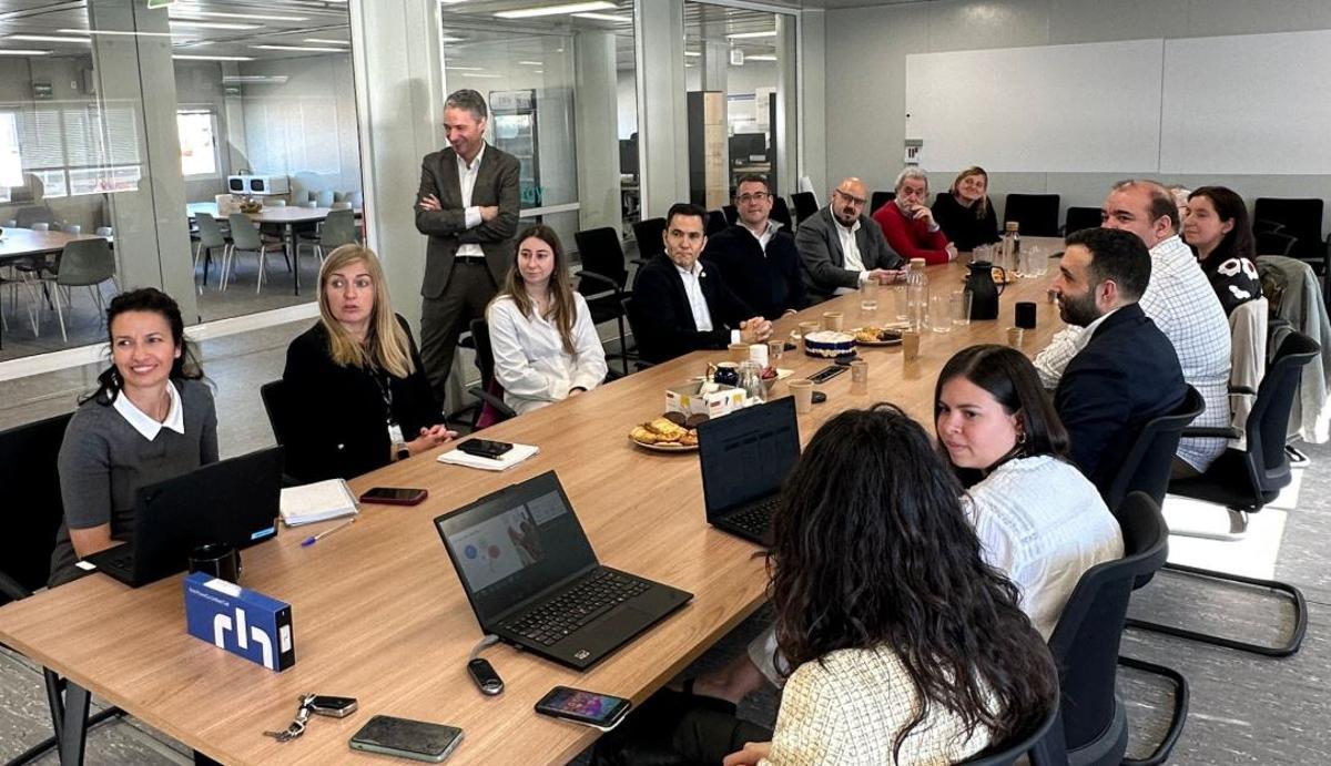 Reunión de los alcaldes con PowerCo.