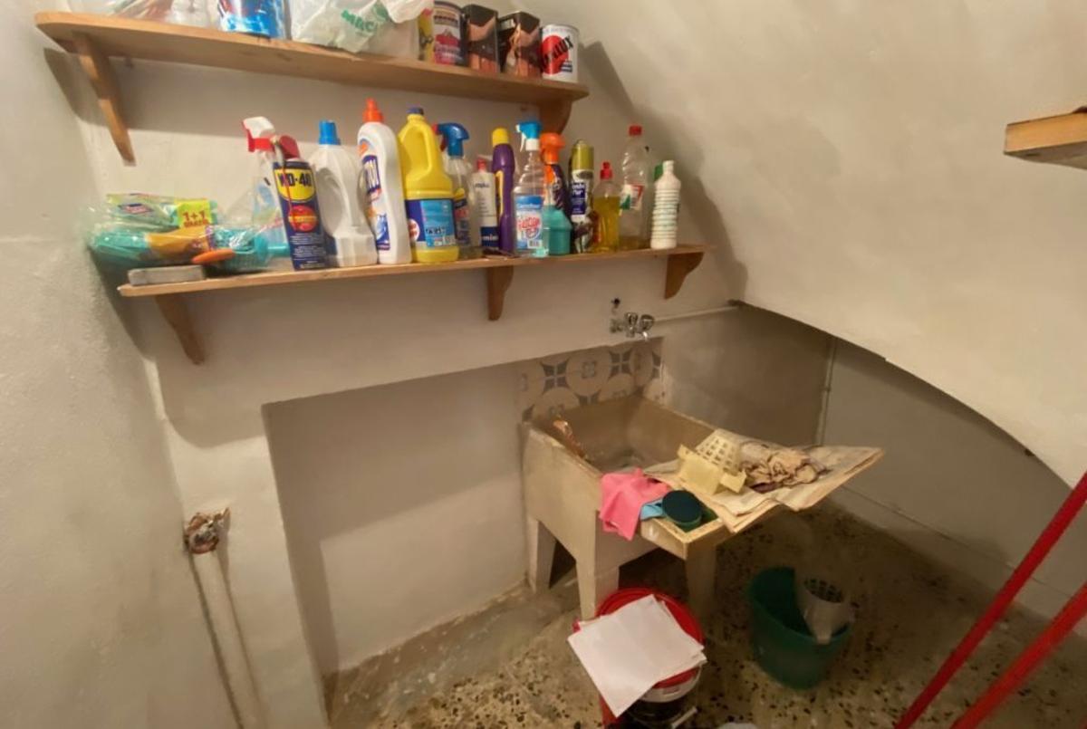 Las mejores fotos: Una casa de tres plantas y solárium sale a la venta en el casco histórico de Peñíscola