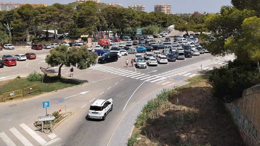 Orihuela oficializa 205 plazas de aparcamiento en la playa de La Glea
