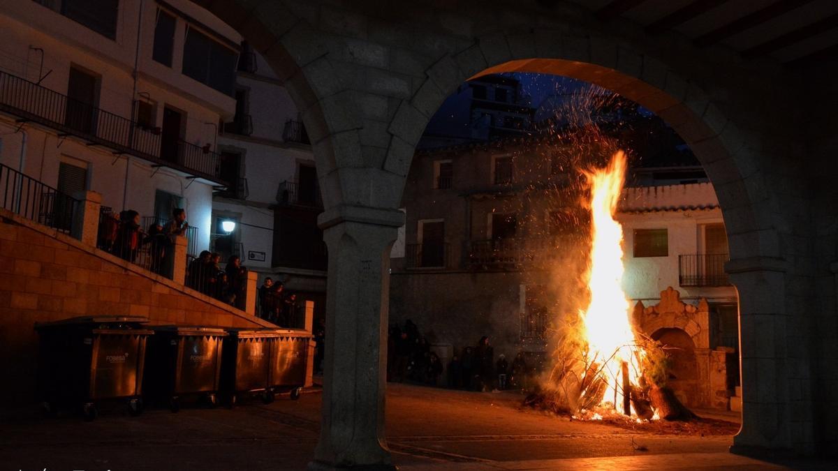 La hoguera de San Antonio se encenderá en la plaza de Abajo.