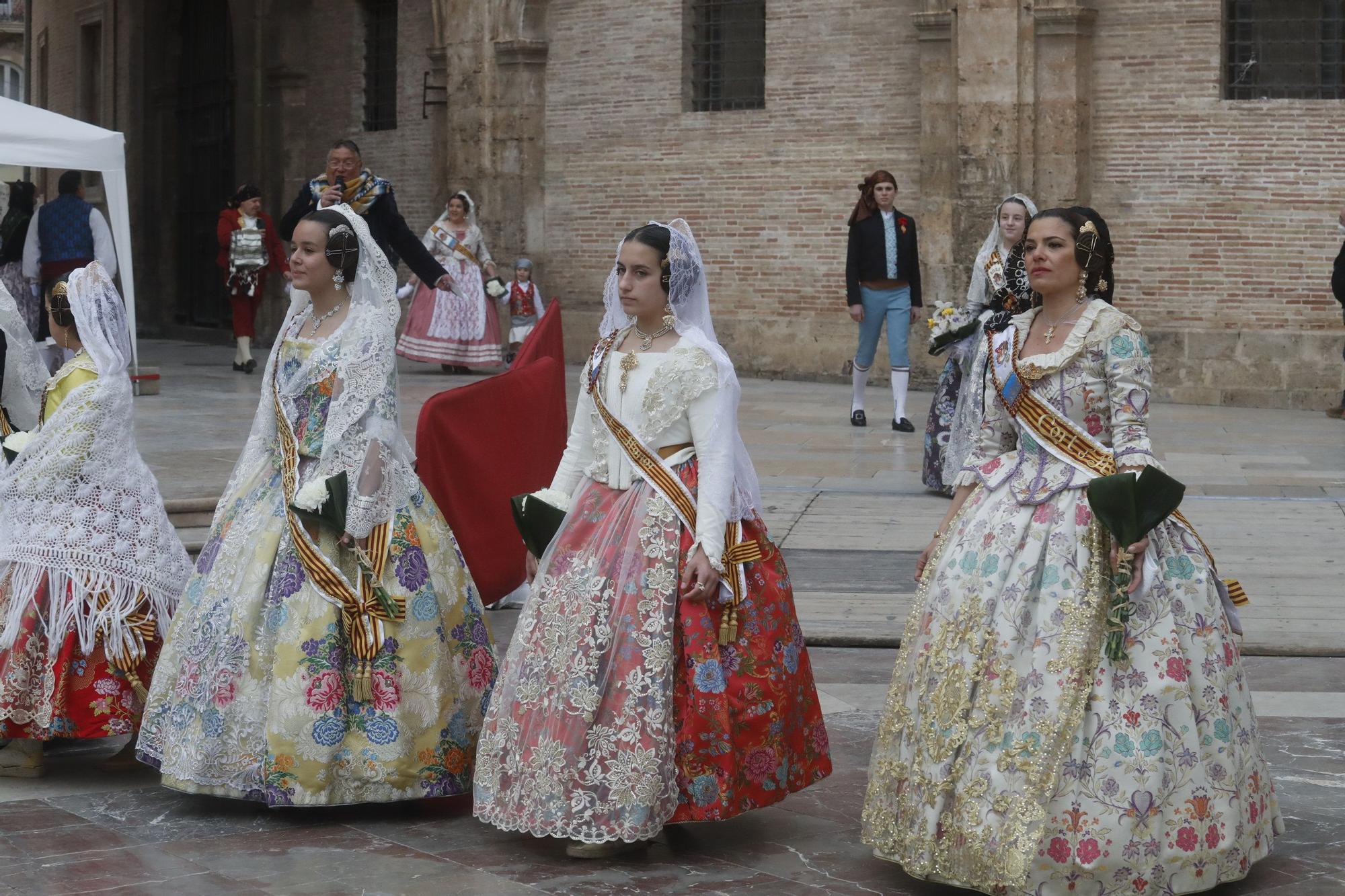 Búscate en el segundo día de ofrenda por la calle de la Paz (entre las 17:00 a las 18:00 horas)