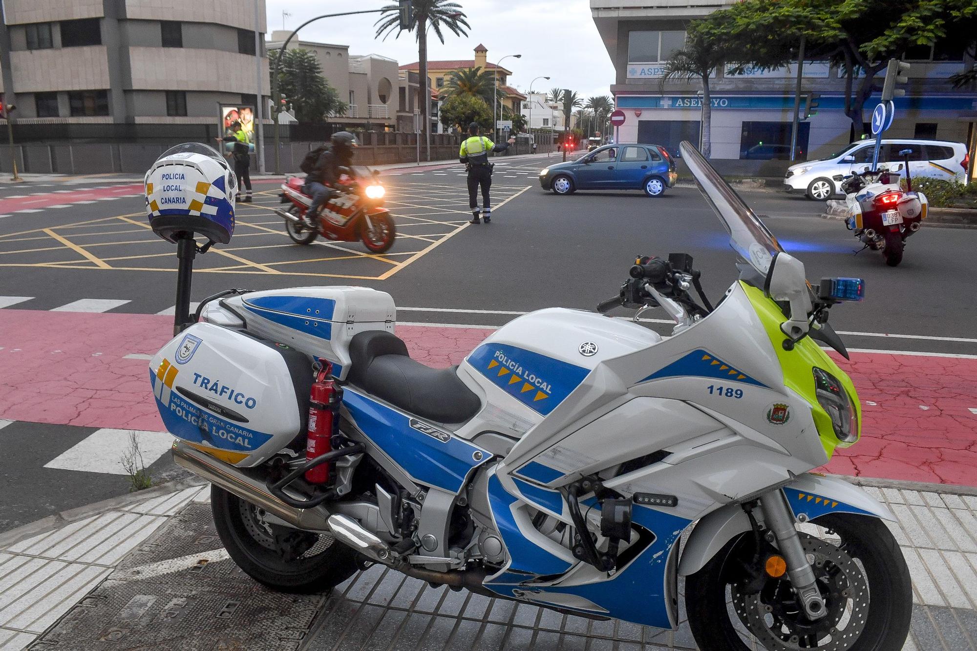 Atasco en Las Palmas de Gran Canaria tras la salida de Xin Jinping