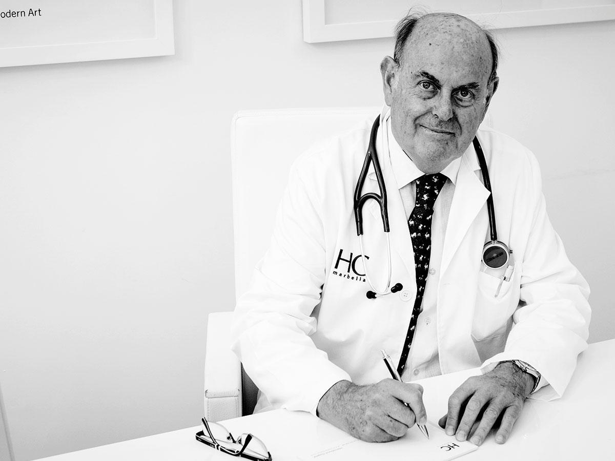 El doctor Hernán Cortés-Funes.