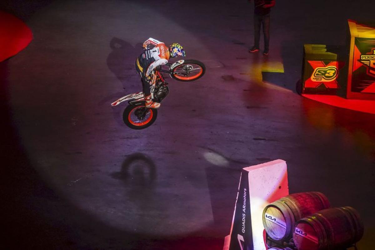 Bou, celebrant haver completat una de les zones de la final